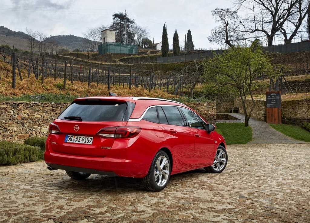 OPEL ASTRA SPORTS TOURER, foto 58