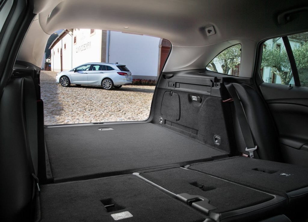 OPEL ASTRA SPORTS TOURER, foto 97