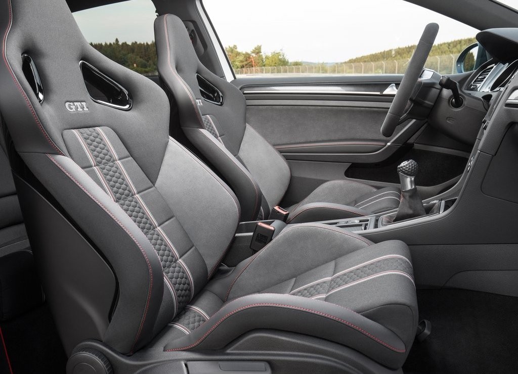 2016 - VOLKSWAGEN GOLF GTI CLUBSPORT, foto 19