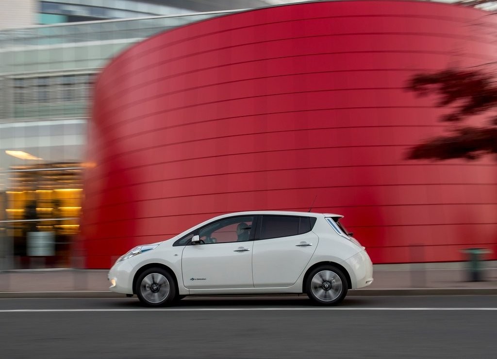 NISSAN LEAF, foto 16