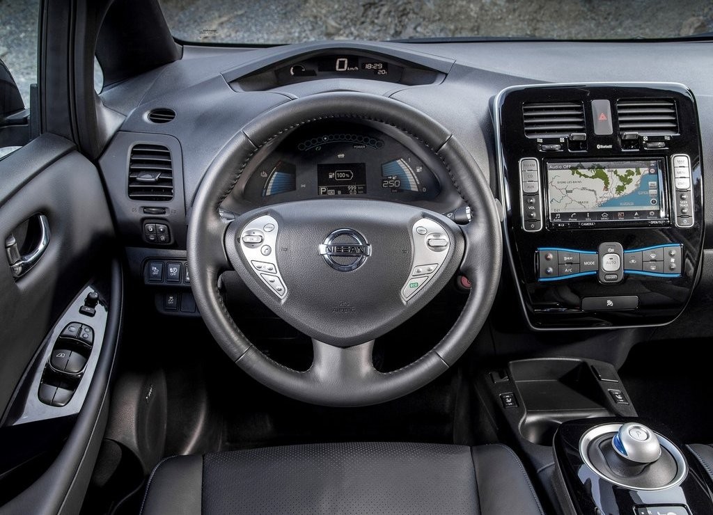 NISSAN LEAF, foto 26