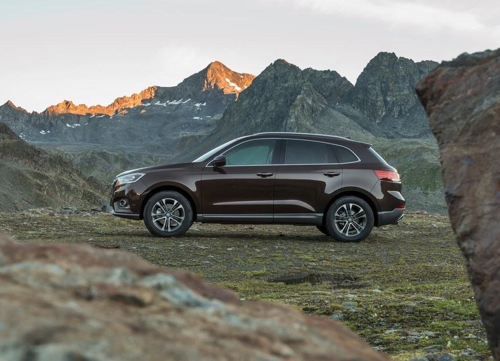 2015 - BORGWARD BX7, foto 10