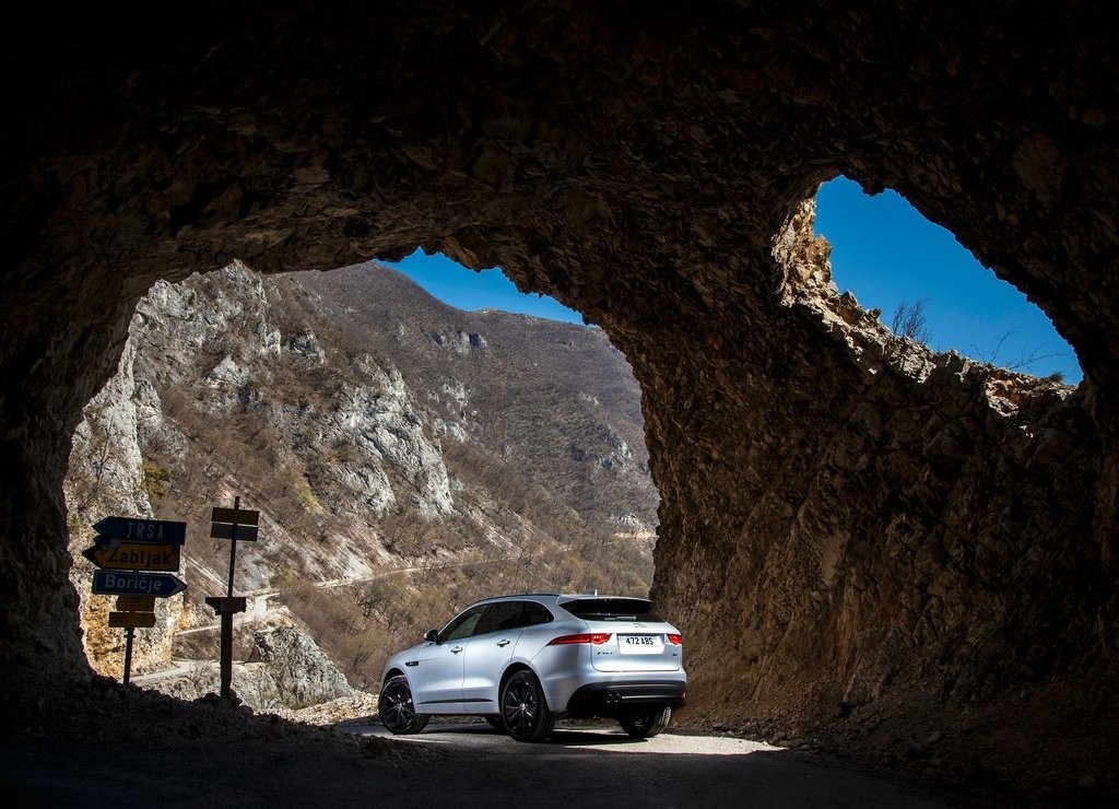 JAGUAR F-PACE, foto 93
