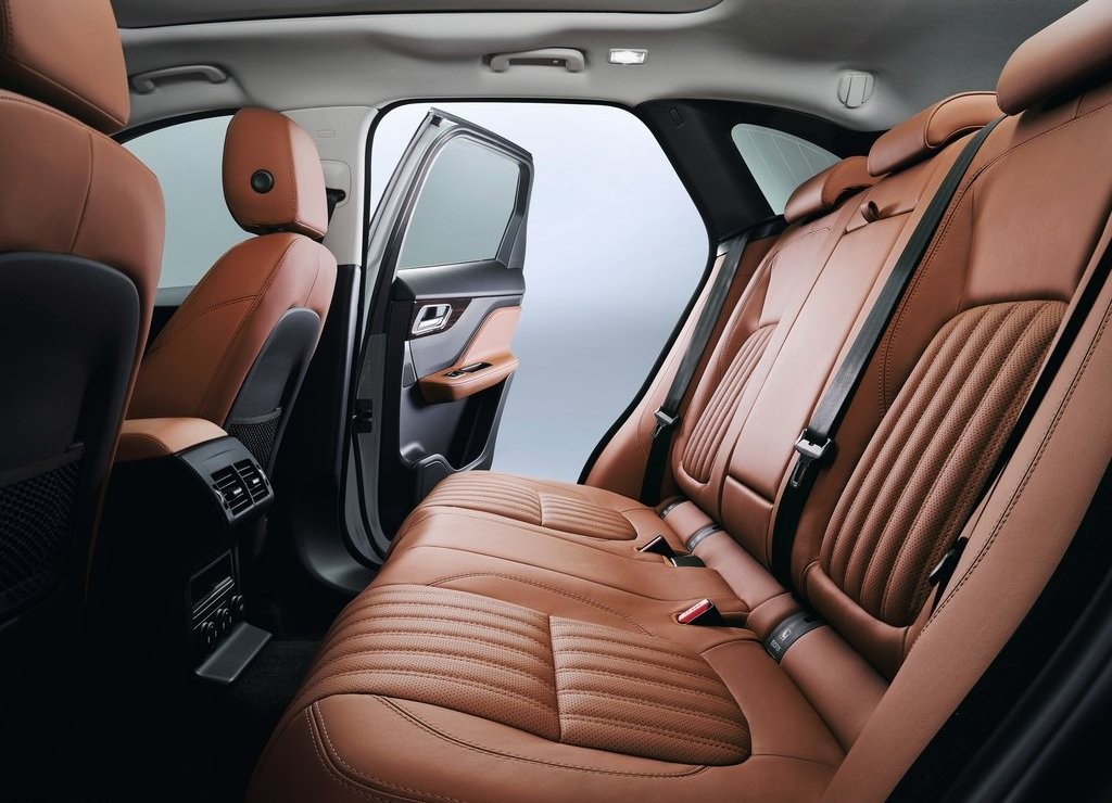 JAGUAR F-PACE, foto 152