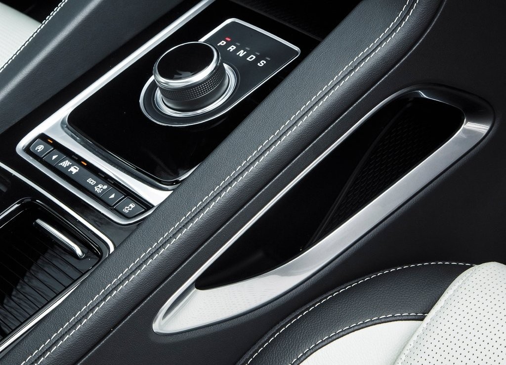 JAGUAR F-PACE, foto 157