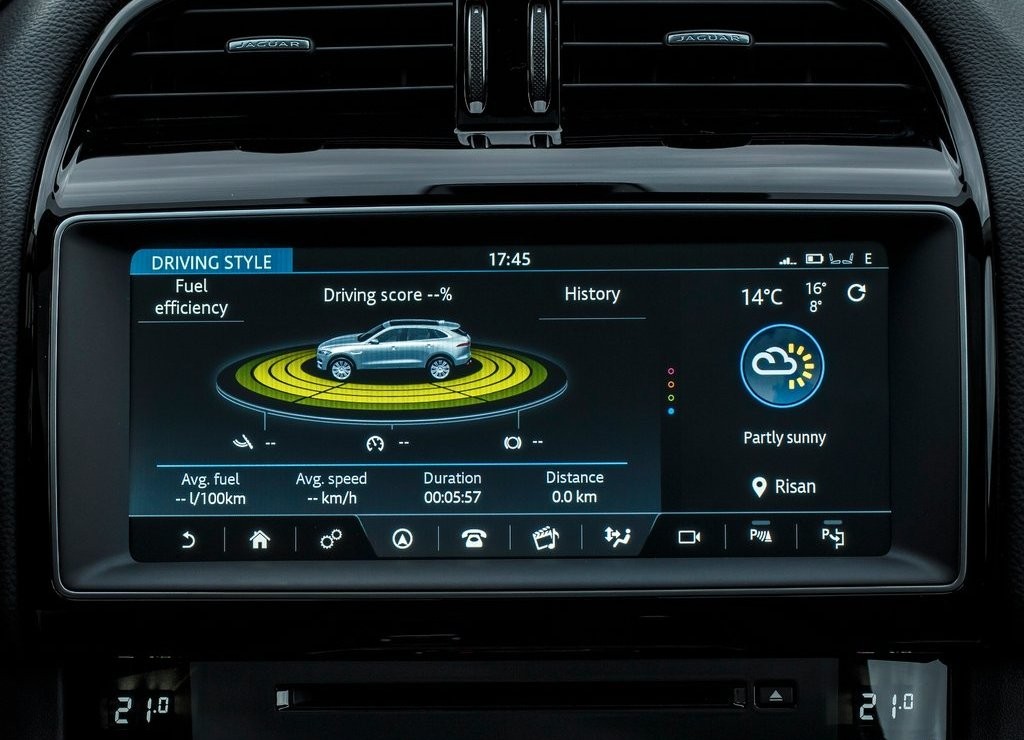 JAGUAR F-PACE, foto 176
