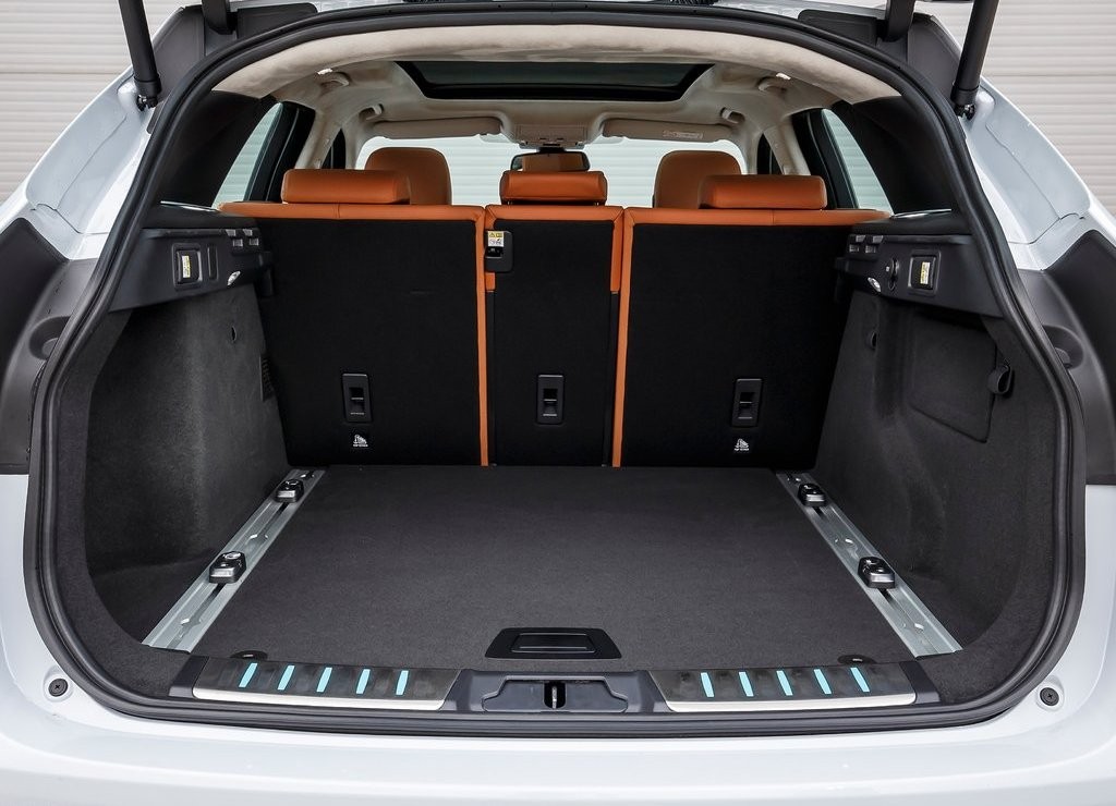 JAGUAR F-PACE, foto 181