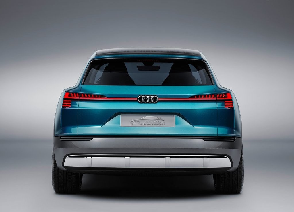 2015 - AUDI E-TRON QUATTRO CONCEPT, foto 17