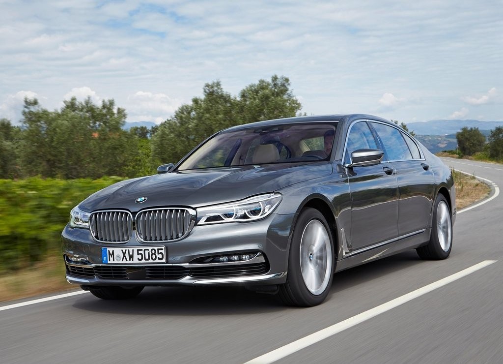2016 - BMW 750Li, foto 12