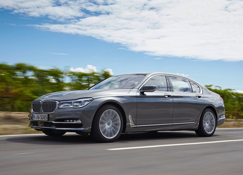 2016 - BMW 750Li, foto 13