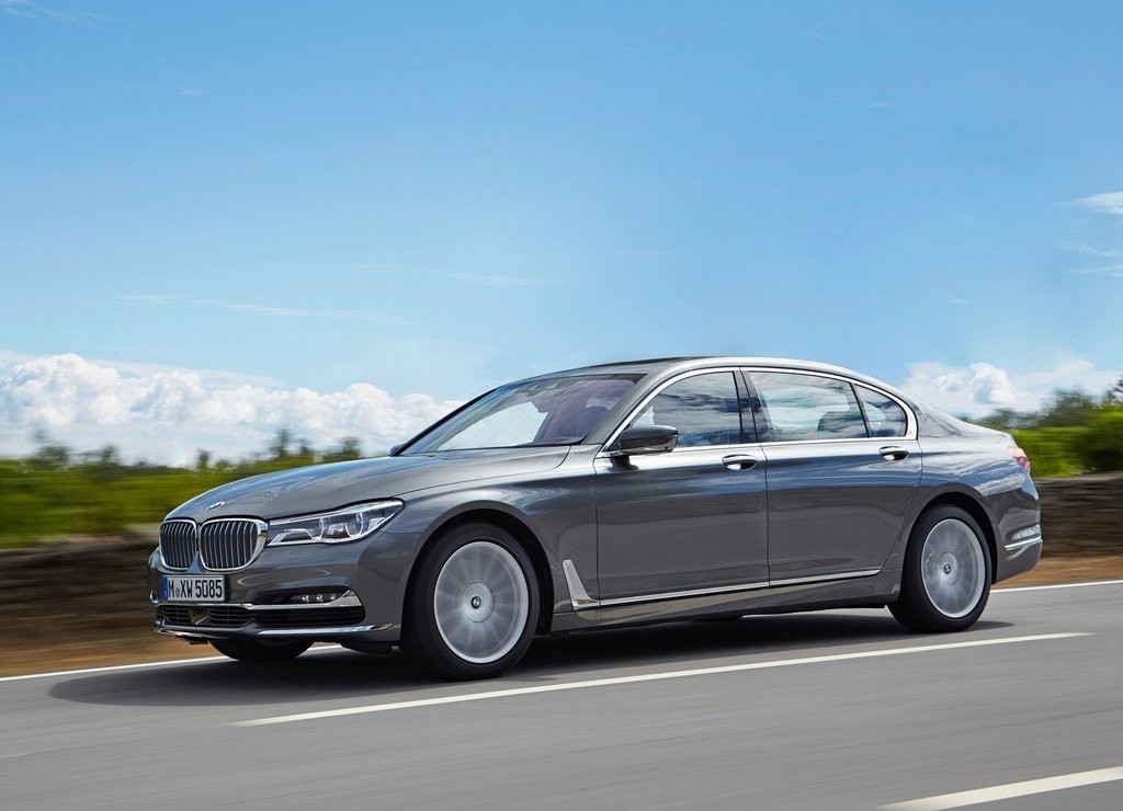 2016 - BMW 750Li, foto 14