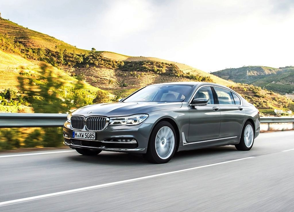 2016 - BMW 750Li, foto 18