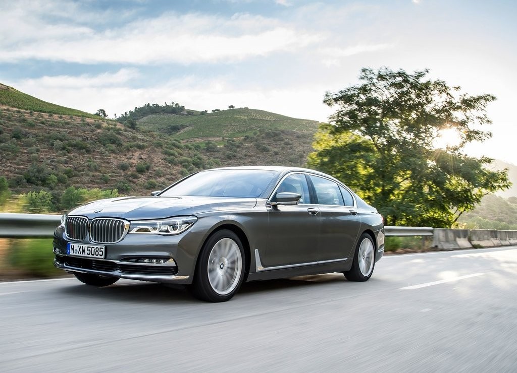 2016 - BMW 750Li, foto 19