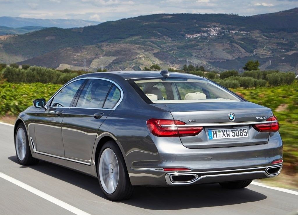 2016 - BMW 750Li, foto 56