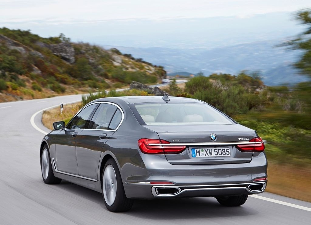 2016 - BMW 750Li, foto 59