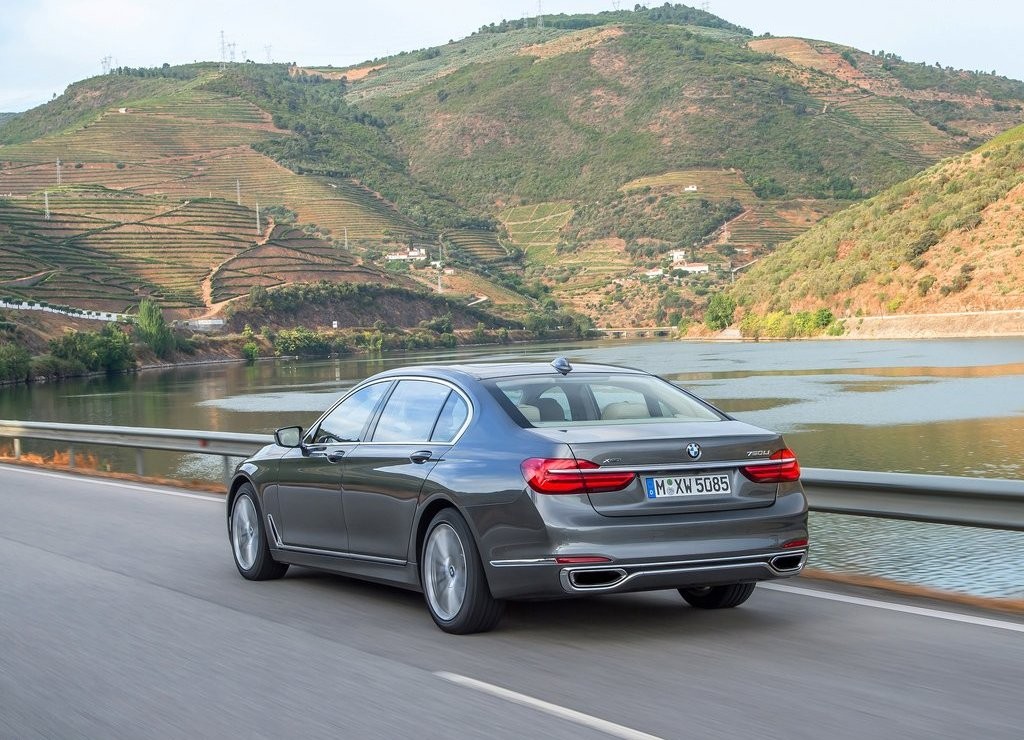 2016 - BMW 750Li, foto 65