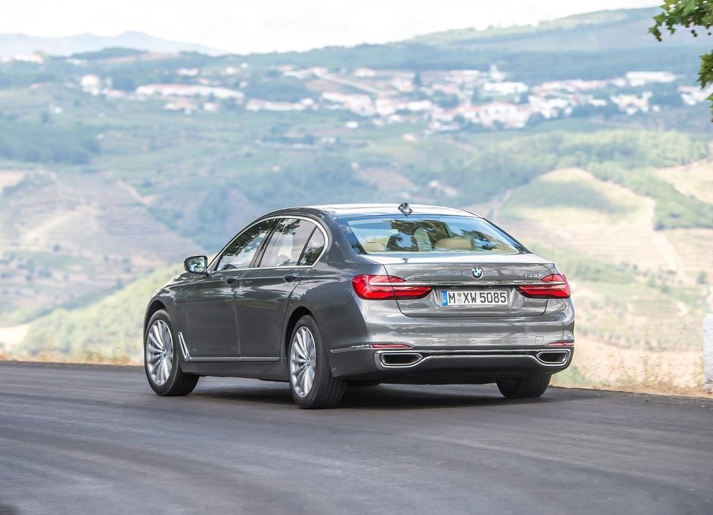 2016 - BMW 750Li, foto 69