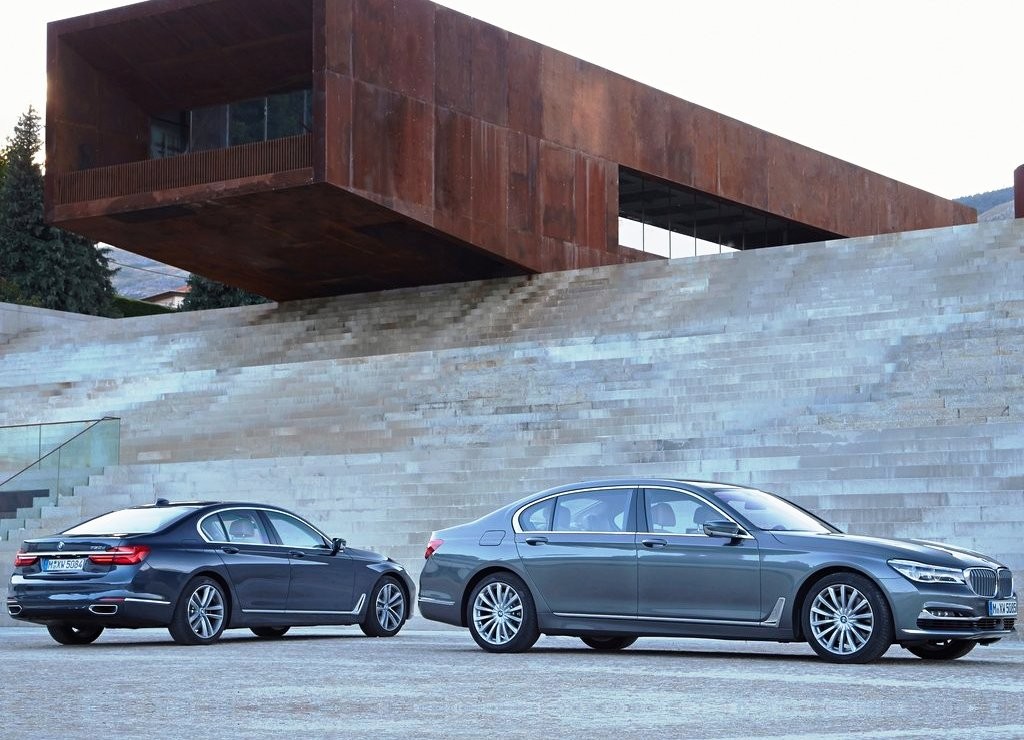 2016 - BMW 750Li, foto 77