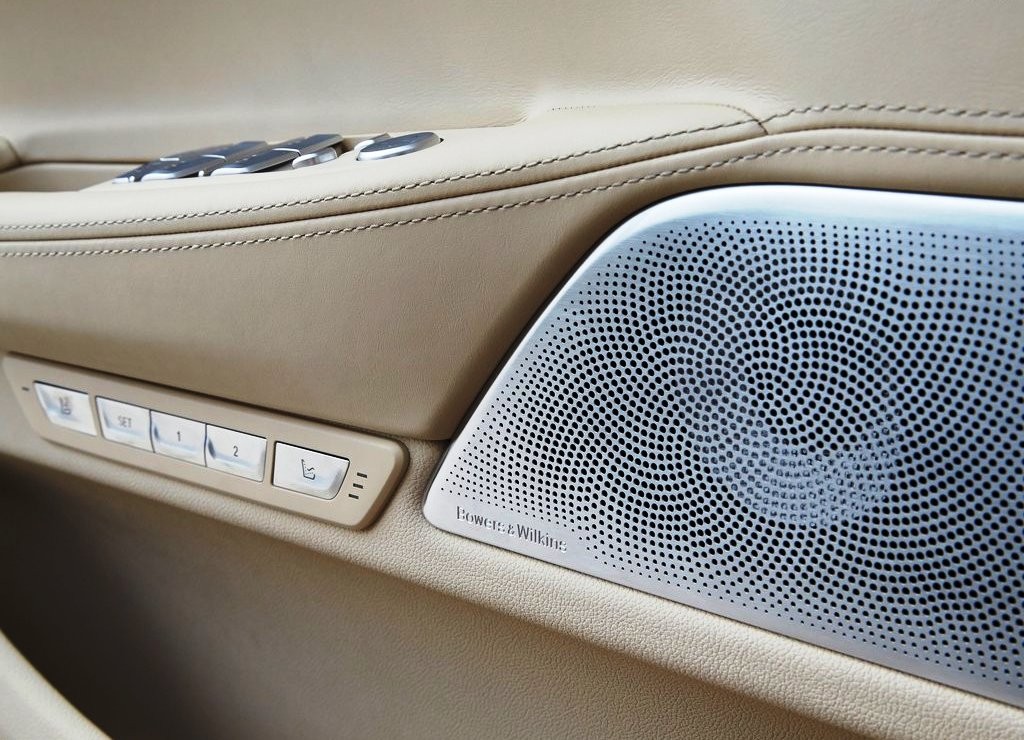 2016 - BMW 750Li, foto 110