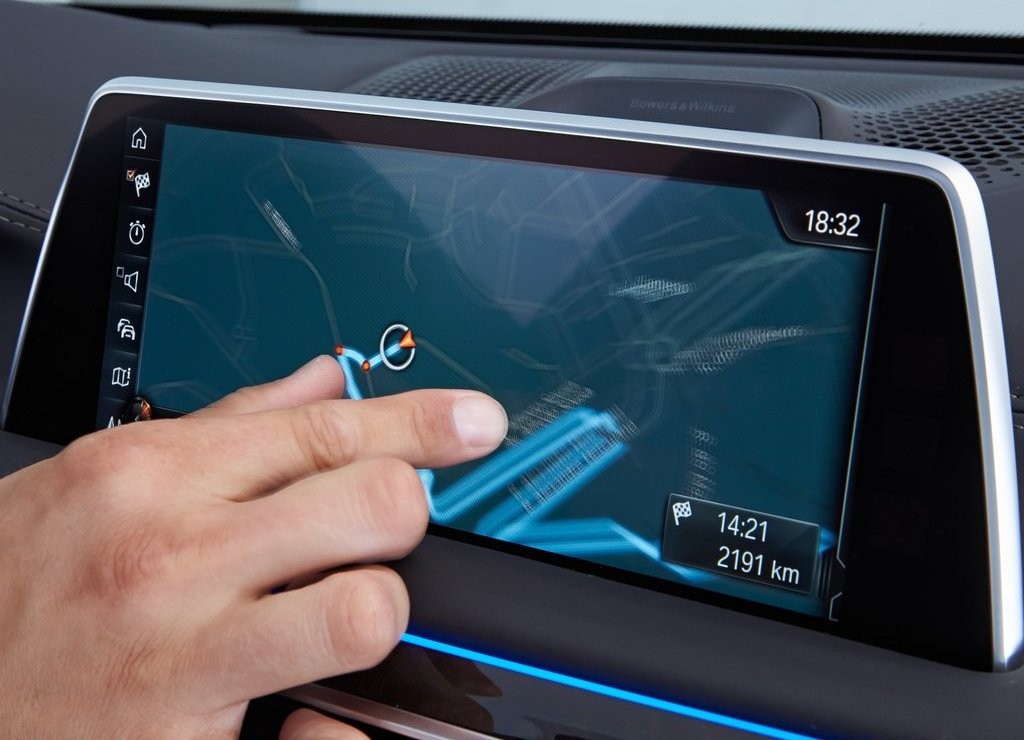 2016 - BMW 750Li, foto 121