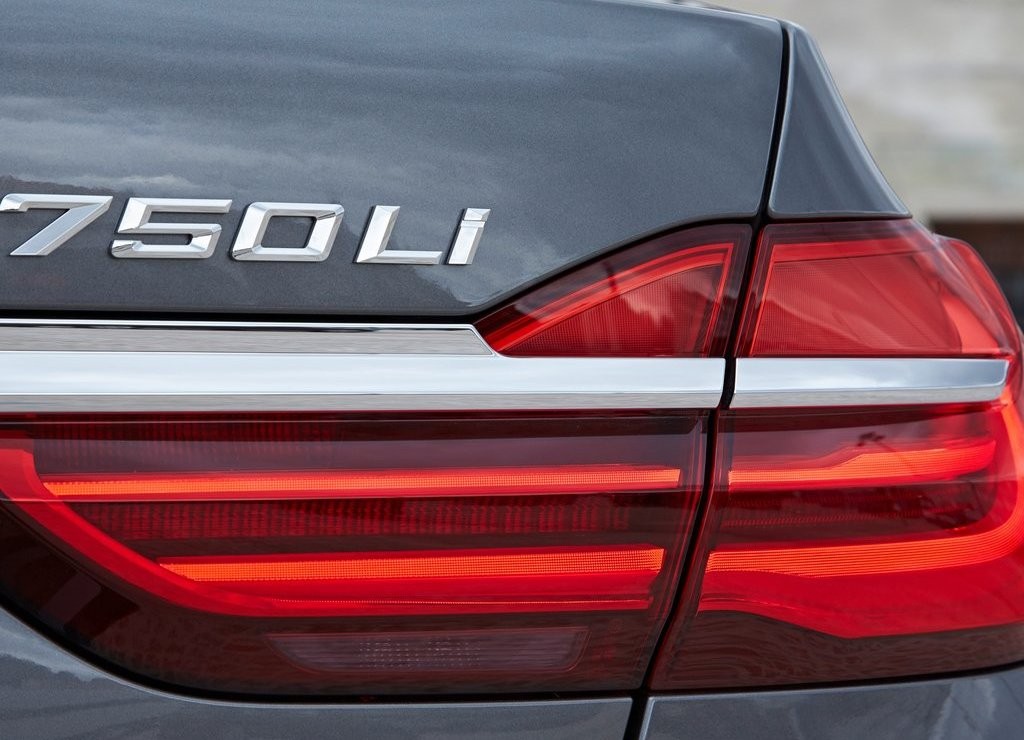 2016 - BMW 750Li, foto 132