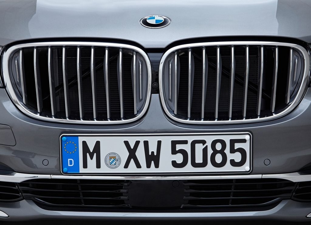 2016 - BMW 750Li, foto 135