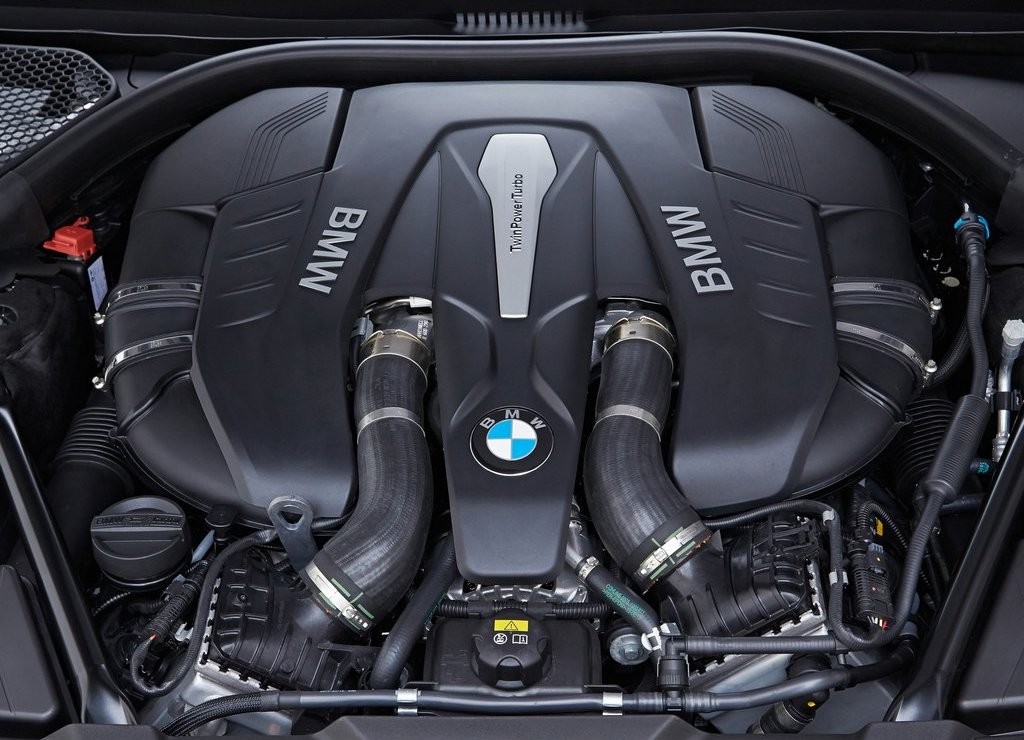 2016 - BMW 750Li, foto 147