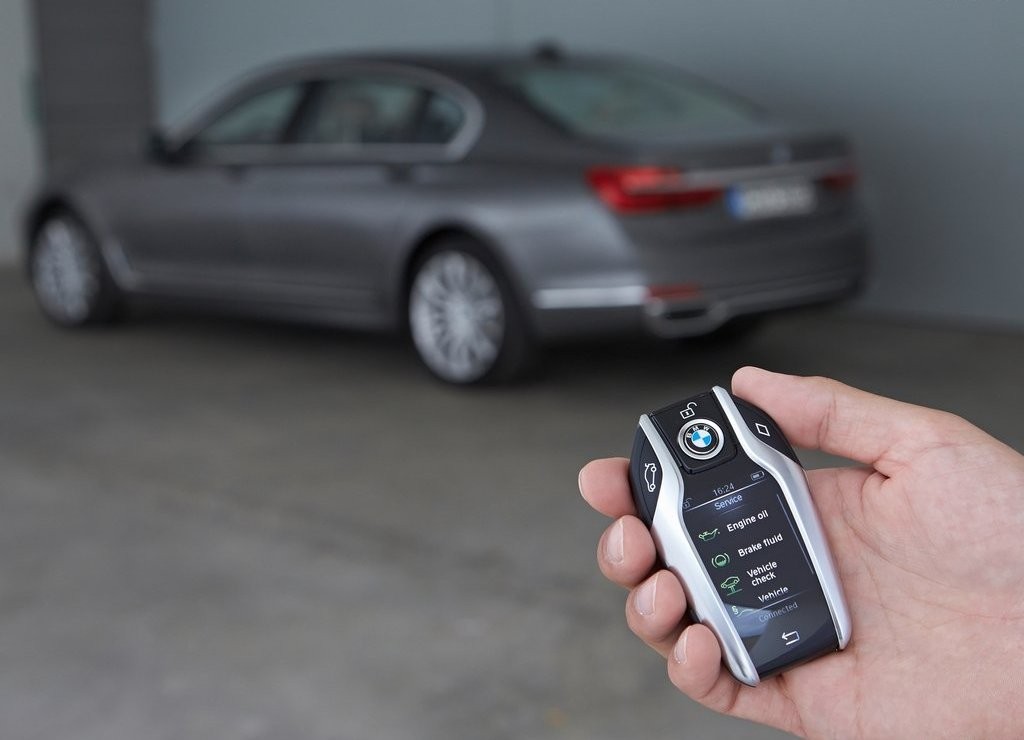 2016 - BMW 750Li, foto 148