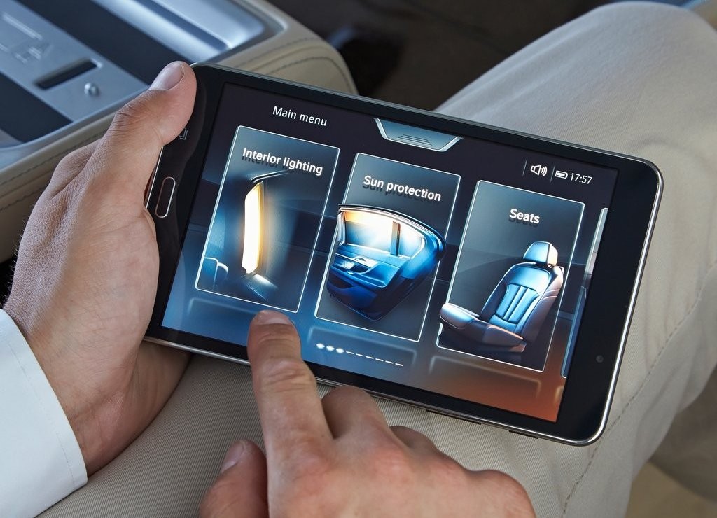 2016 - BMW 750Li, foto 150