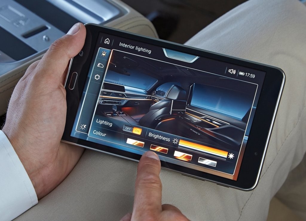 2016 - BMW 750Li, foto 154