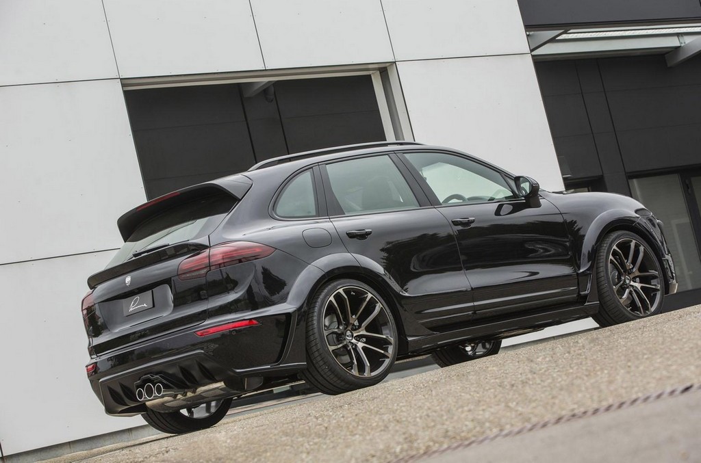 2015 - PORSCHE CAYENNE GTR CLR 558 BY LUMMA DESIGN, foto 4