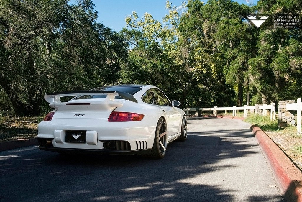 2015 - PORSCHE 911 GT2 SHIFT-S3CTOR BY VORSTEINER, foto 3