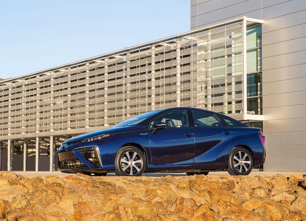 TOYOTA MIRAI, foto 12