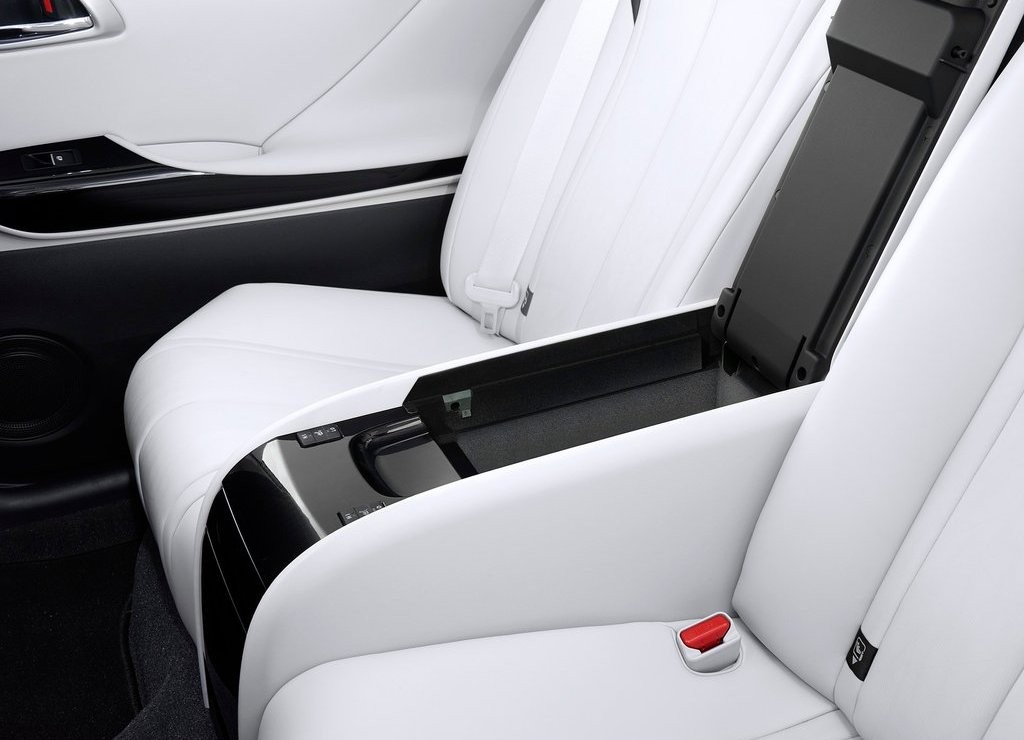 TOYOTA MIRAI, foto 93