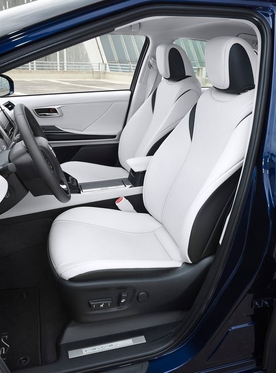 TOYOTA MIRAI, foto 138