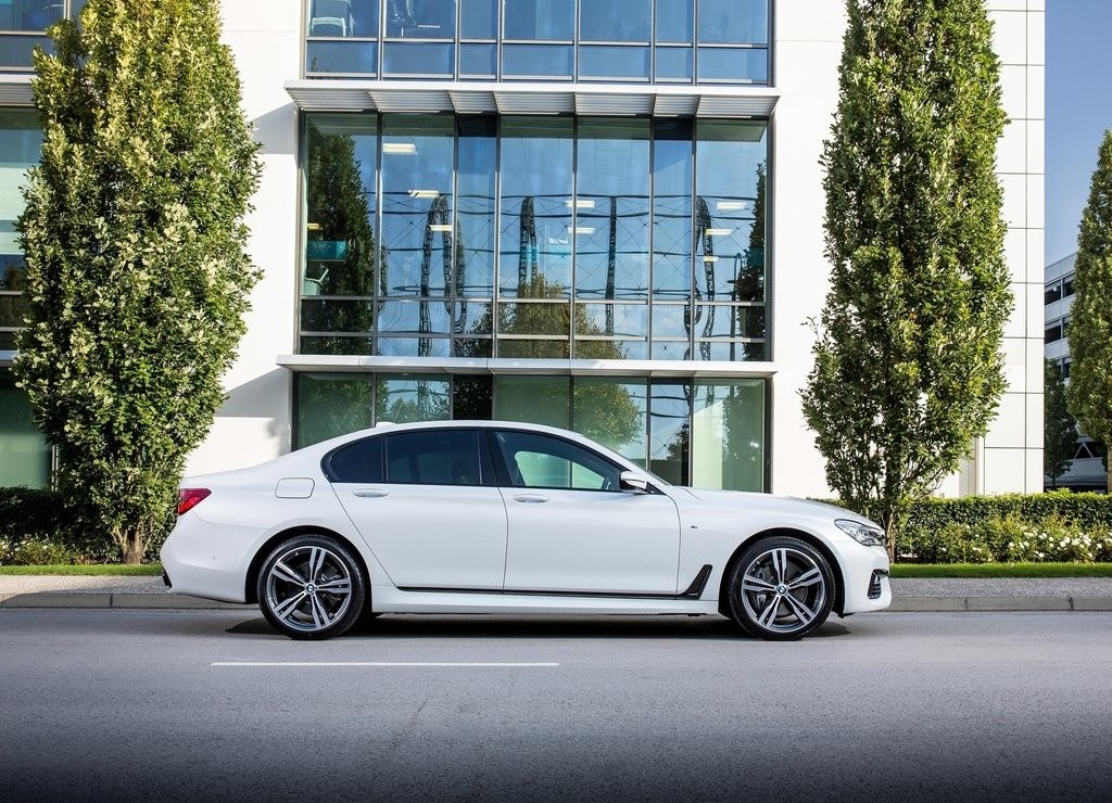 2016 - BMW 7 SERIES UK VERSION, foto 35