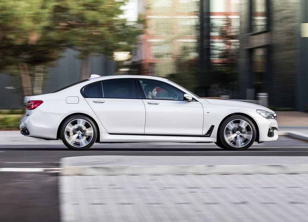 2016 - BMW 7 SERIES UK VERSION, foto 38