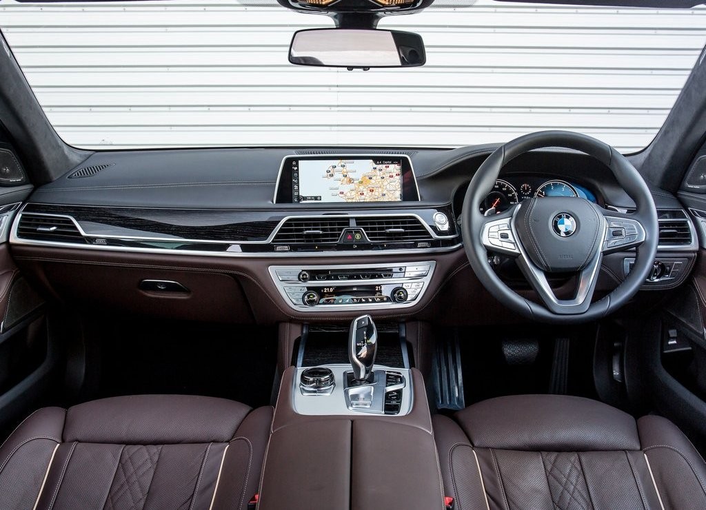 2016 - BMW 7 SERIES UK VERSION, foto 68