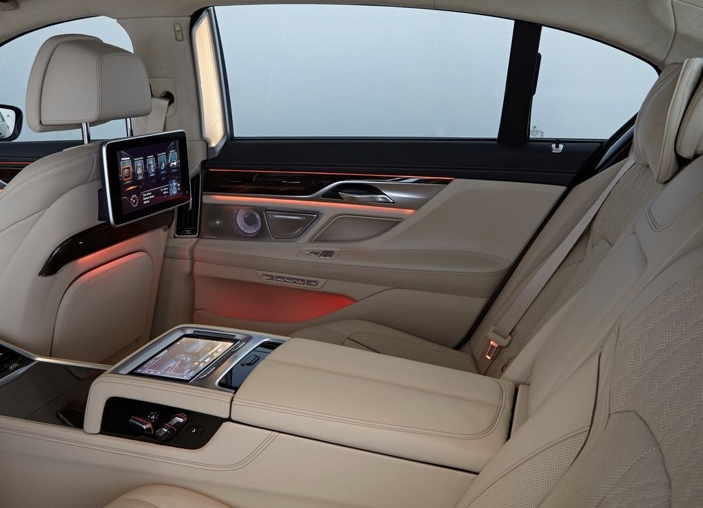 2016 - BMW 7 SERIES UK VERSION, foto 76