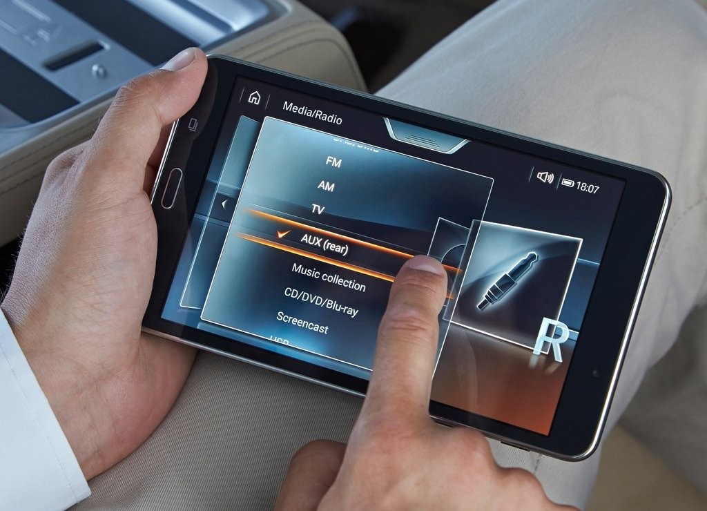 2016 - BMW 7 SERIES UK VERSION, foto 113