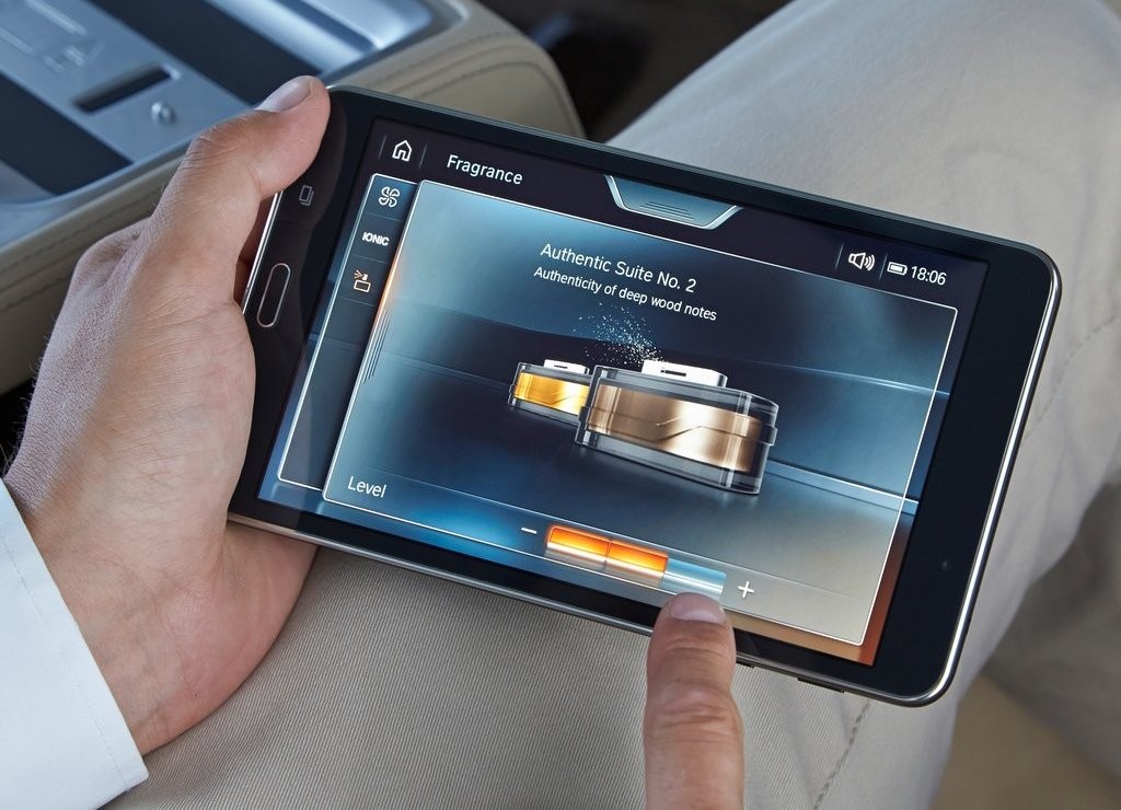 2016 - BMW 7 SERIES UK VERSION, foto 114
