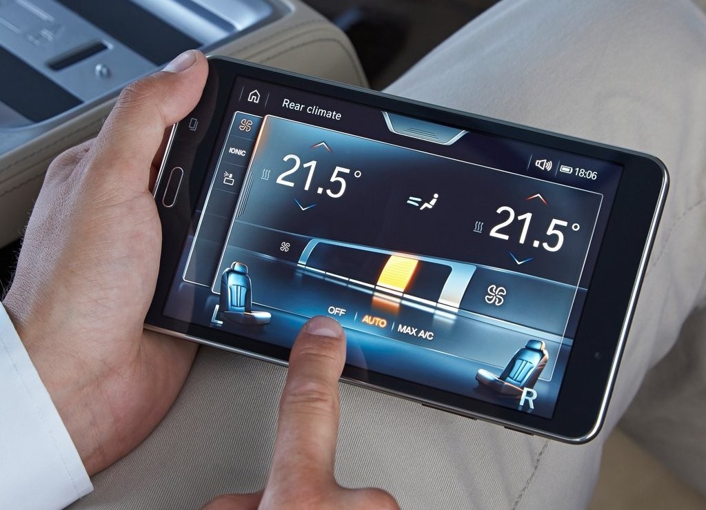 2016 - BMW 7 SERIES UK VERSION, foto 121