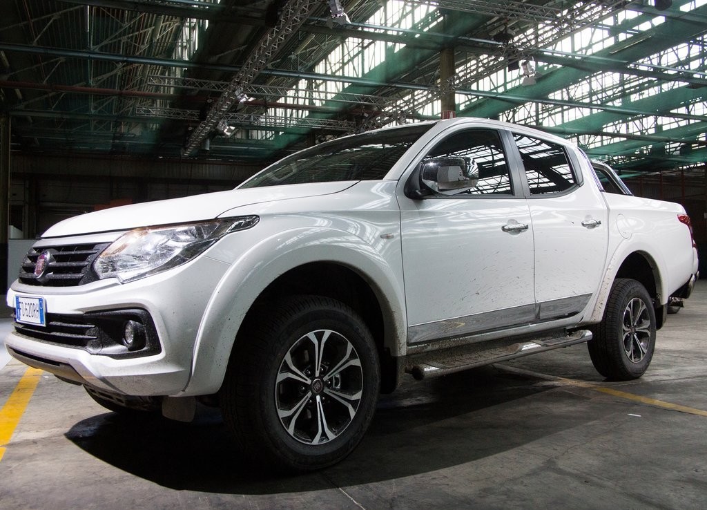 2017 - FIAT FULLBACK, foto 38