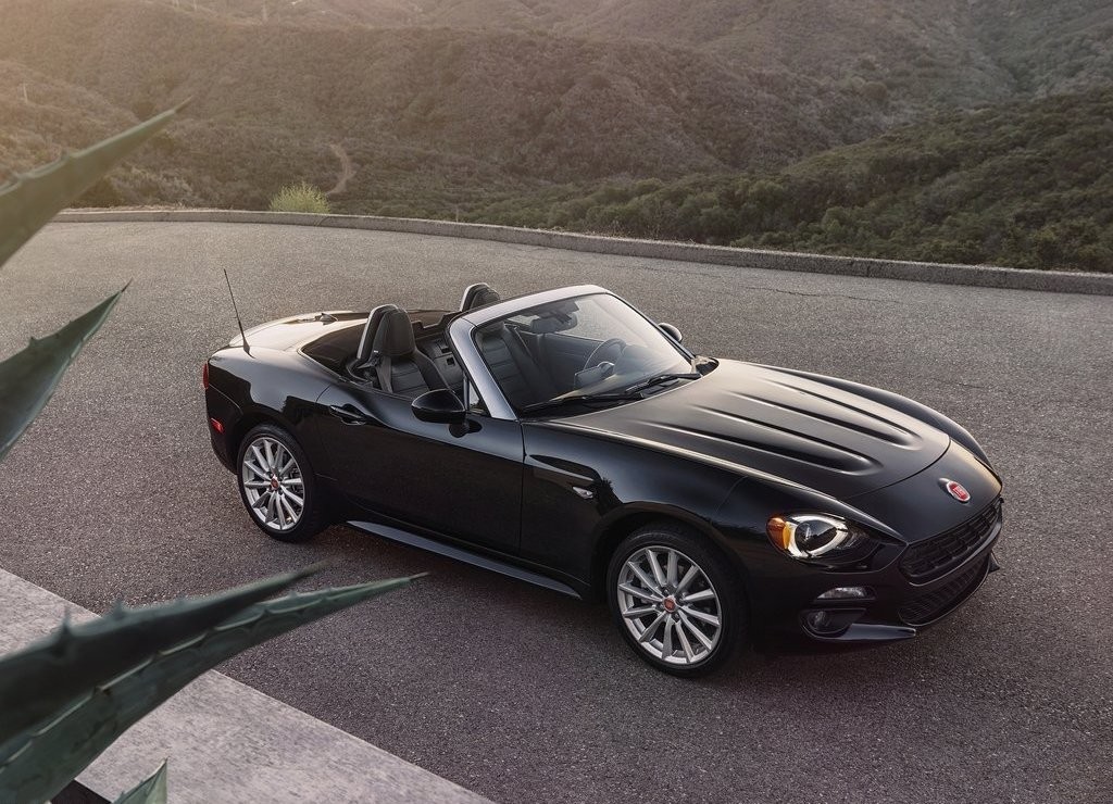 FIAT 124 SPIDER, foto 2