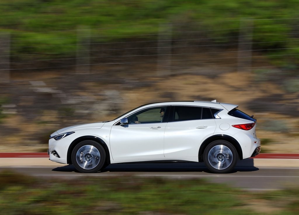 INFINITI QX30, foto 77