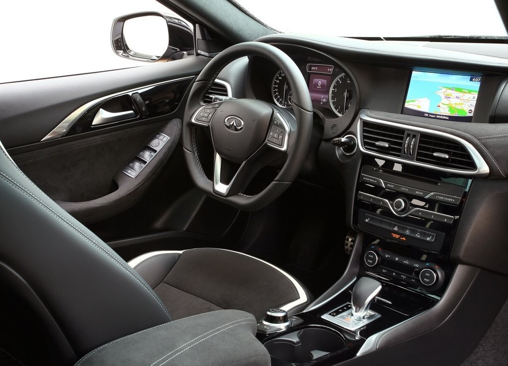 INFINITI QX30, foto 123