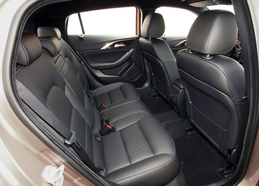 INFINITI QX30, foto 136