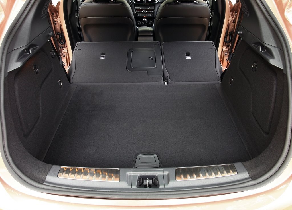 INFINITI QX30, foto 159