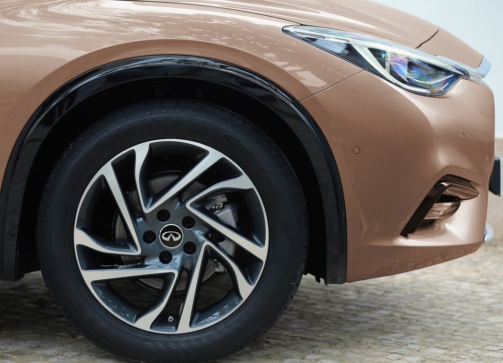 INFINITI QX30, foto 173