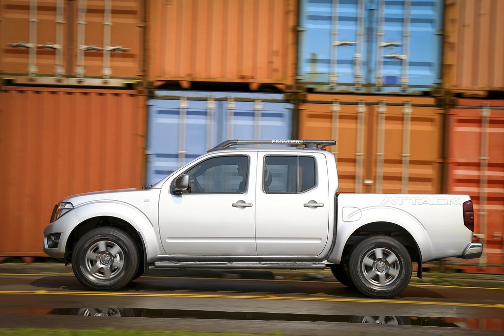 NISSAN FRONTIER, foto 6